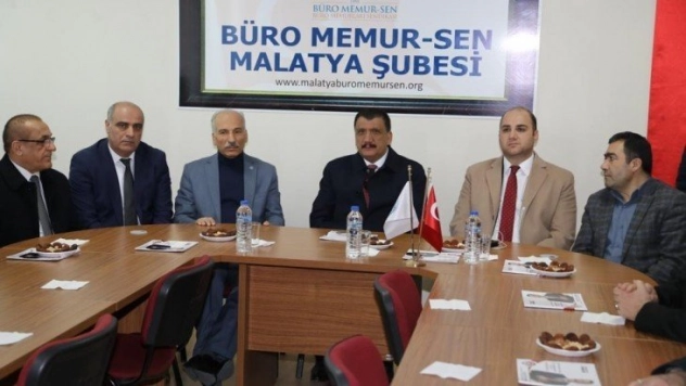 Katılımcı belediyecilikle halkla yönetim