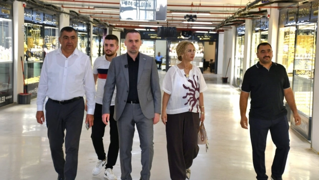 Başkan Karademir: ''Esnafa Sahip Çıkmak Malatya'ya Sahip Çıkmaktır''