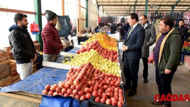 Başkan Kılca, Kumköprü Kapalı Pazaryeri esnafını ziyaret etti