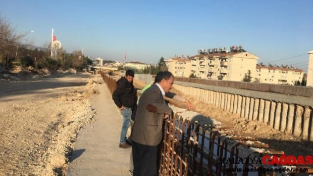 Başkan Kılınç, köprülü kavşak çalışmalarını inceledi