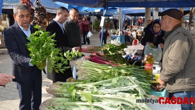 Başkan Nedim Kaplan alışverişini Çakırbeyli pazarından yaptı
