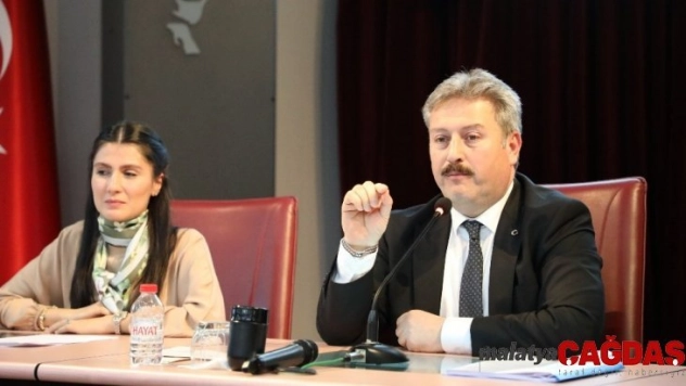 Başkan Palancıoğlu, 'Duygu sömürüsüne izin vermeyin, dilenciliğe alıştırmayın'