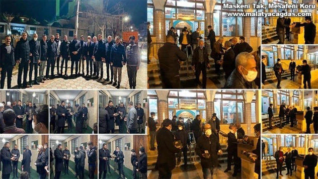 Başkan Samanlı'dan  Kandil Gecesi Ziyaretleri