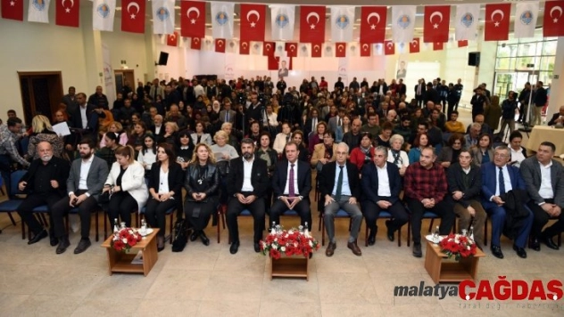 Başkan Seçer: 'AB ve BM, Suriyeli misafirler konusunda bizi yalnız bırakmamalı'