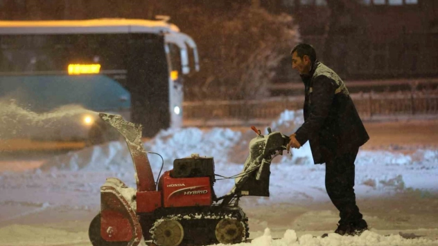 Başkan Sekmen 'Kar timleriyle sahadayız'