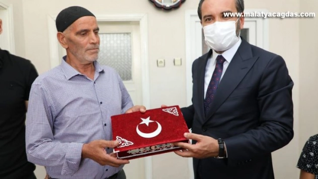 Başkan Şerifoğulları, Şehitlerimizin ve gazilerimizin kahramanlıklarına borçluyuz