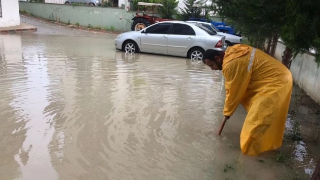 Başkan Tarhan: 'Belediyemizin tüm birimleri sahada'
