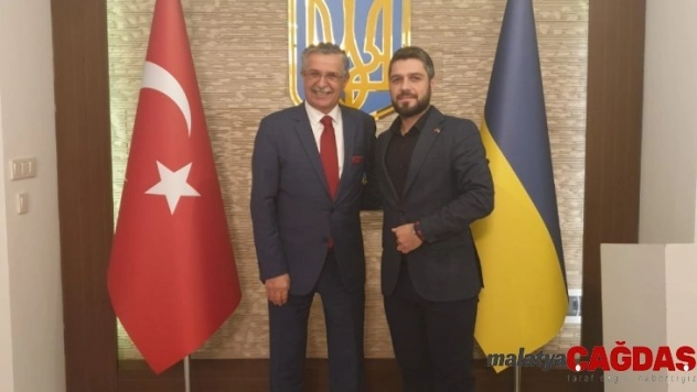 Başkan Topaloğlu Ukrayna Antalya Konsolosu Khomenko ile bir araya geldi