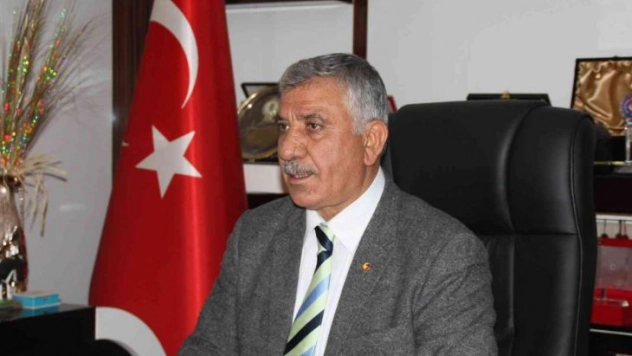 Başkan Uslu'dan 24 Kasım Öğretmenler Günü mesajı