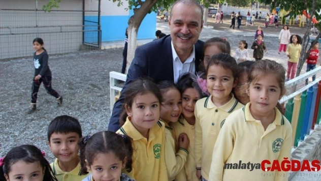 Başkan Uzundemir öğrenciler ile buluşuyor