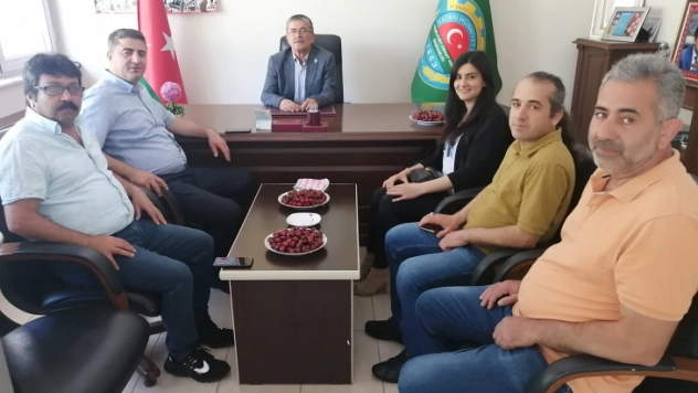 Başkan Yıldız Yeşilyurt ve Kiraz Üreticisi Festival Dışına İtilmiştir