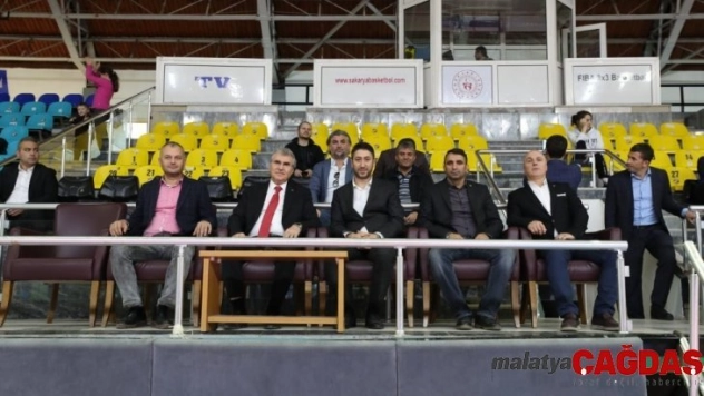 Başkan Yüce: 'Sporda mücadeleyi sonuna kadar sürdürmek başarıyı getirir'