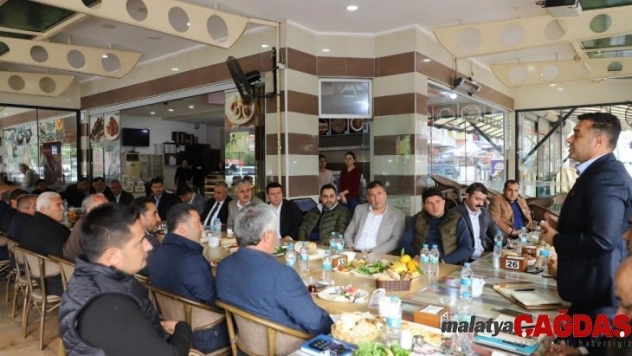 Başkan Yücel batı muhtarlarıyla buluştu