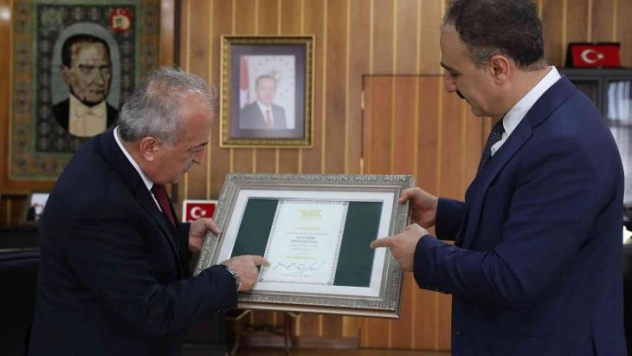 Başsavcı Tuncel'den Rektör Çomaklı'ya tebrik ziyareti