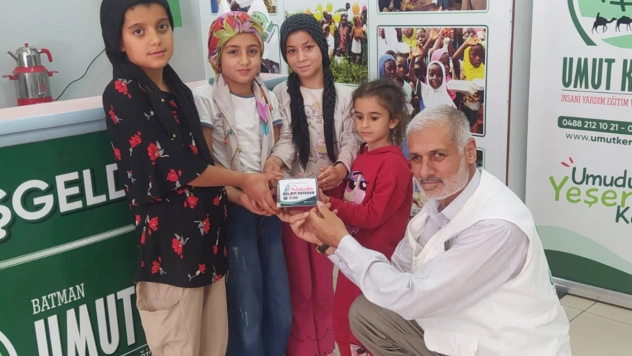 Batmanlı Kur'an kursu öğrencilerinden Gazze'ye anlamlı destek