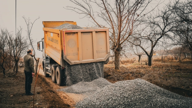 Battalgazi Belediyesi Ekiplerinden Yenice Mahallesi'nde Alt Yapı Ve Stabilize Çalışması