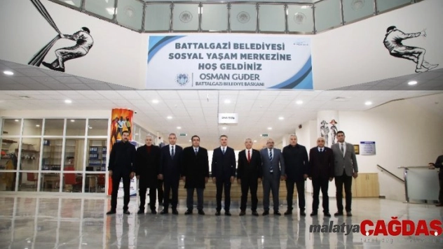 Battalgazi Belediyesi Sosyal Yaşam Merkezi'ne övgü