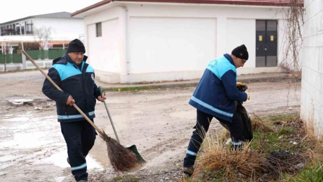 Battalgazi'de Kanalboyu ve Orduzu'da temizlik çalışması