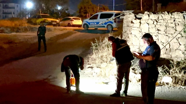 Battalgazi'de kavga kanlı bitti: 3 yaralı, suç aletleri ele geçirildi