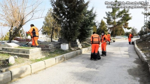 Battalgazi'deki mezarlıklar yoğun bakıma alındı