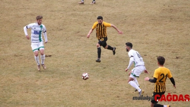 Bayburt Özel İdare Spor - Sakaryaspor: 0- 2