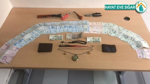 Bekçilerden hırsıza suçüstü baskın