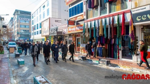 Belediye Başkan Vekili Aslan'ın sokak incelemelerine ve esnaf ziyaretlerine devam ediyor