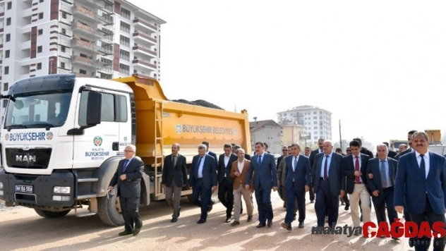 Başkan Gürkan Altın Kayısı Bulvarında inceleme yaptı