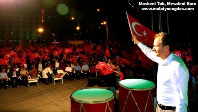 Belediye Başkanı Kılınç'tan Demokrasi ve Milli Birlik Günü mesajı