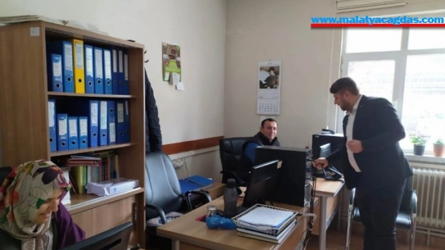 Belediye çalışanlarına ücretsiz dezenfektan dağıtıldı