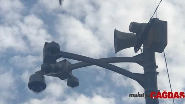 Belediye hoparlöründen vatandaşlara fırtına uyarısı