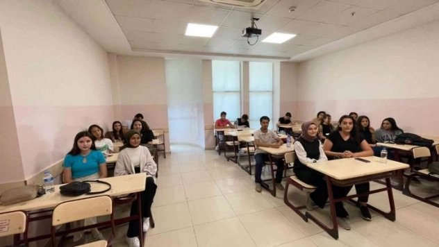 Belediye kurslarının YKS başarısı