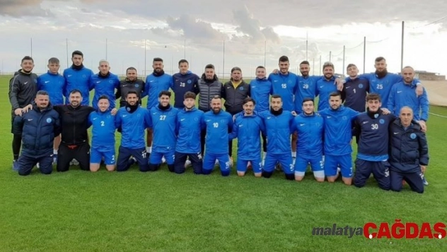 Belediye Kütahyaspor'un Antalya kampı başladı
