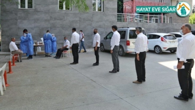 Belediye otobüs şoförlerine korona testi yapılıyor