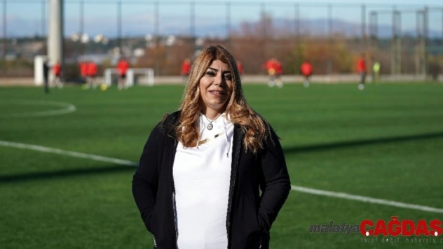 Berna Gözbaşı: 'Transfer yasağını kaldırttım'