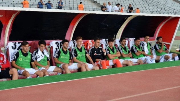 Beşiktaş'ta gençler göz doldurdu