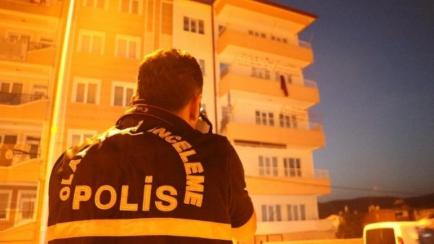 Beşinci kattan düşen bebek ağır yaralandı