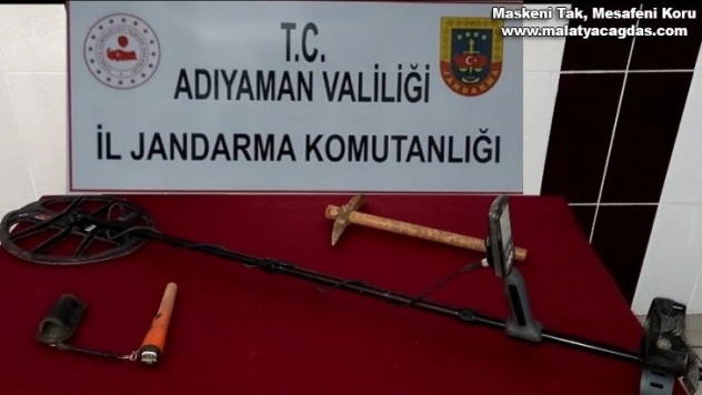 Besni'de kaçak kazı yapanlara suçüstü