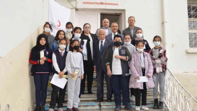 Besni'de Kızılay Haftası etkinliklerle kutlandı