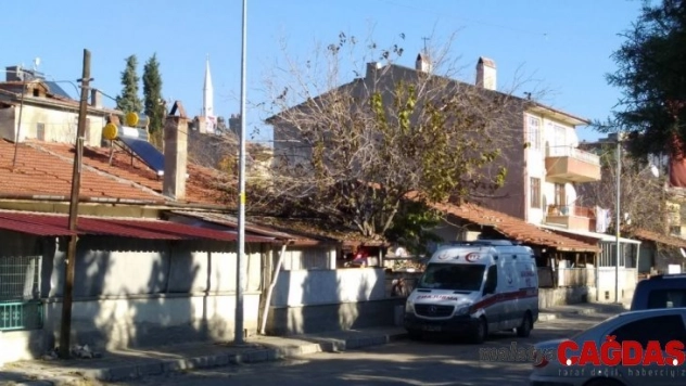 Beypazarı'nda soba zehirlenmesi: 1 ölü