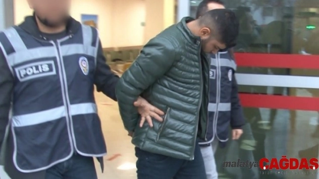 Bıçak ve tabancayla öğrencileri gasp etti, 'hatırlamıyorum' dedi