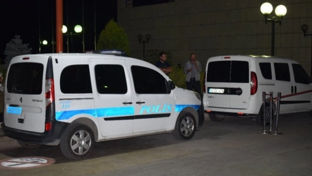 Bıçaklı kavgada yaralanan kardeşlerden 1'i kurtarılmadı