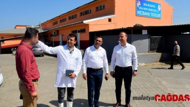 Biga Belediyesi mezbaha çalışanları belgelerine kavuşuyor