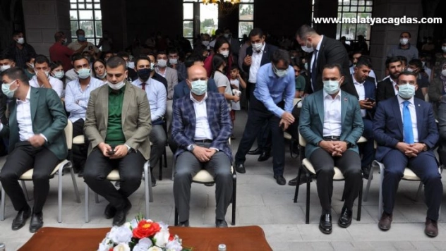 Bilal Erdoğan Kars'ta gençlerle buluştu