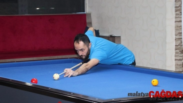 Bilardo İl Birinciliği başladı