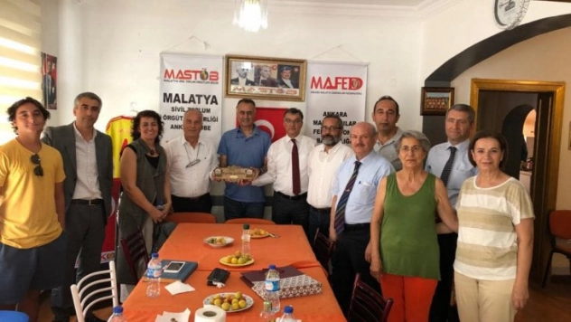 Bilim İnsanı Prof. Dr. Emir'den MASTOB'e Ziyaret