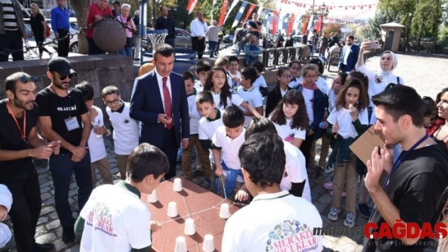 Bilim ve Sanat Altındağ'da çocukların ayağına gidiyor