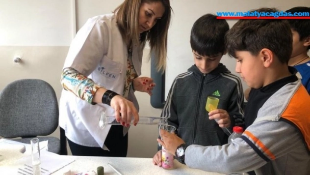 Bilnetli öğrenciler antiseptik solüsyonu üretti