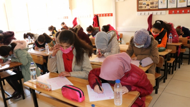 Bin 500 Kişi Siyer Sınavına Başvurdu