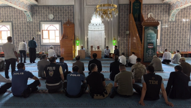 Bingöl'de 15 Temmuz şehitleri için mevlit programı düzenlendi